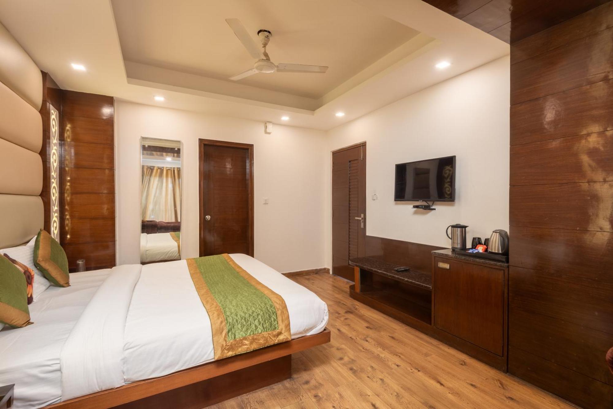 Hotel 30 Degree North 무소리에 외부 사진