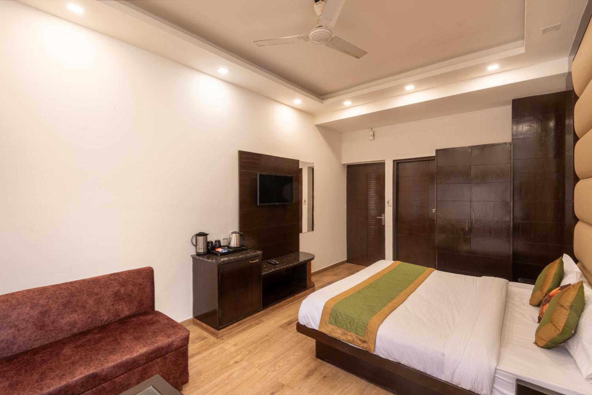 Hotel 30 Degree North 무소리에 외부 사진